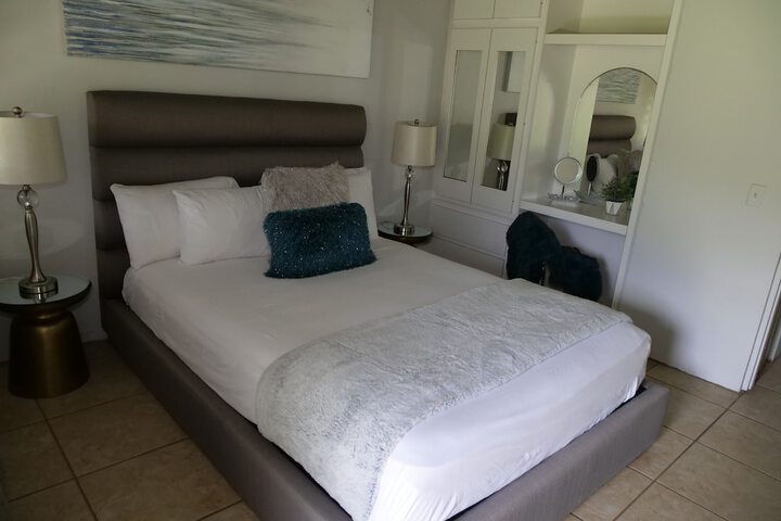 Room 3 of 24