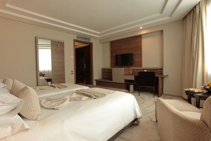 Room 18 of 63