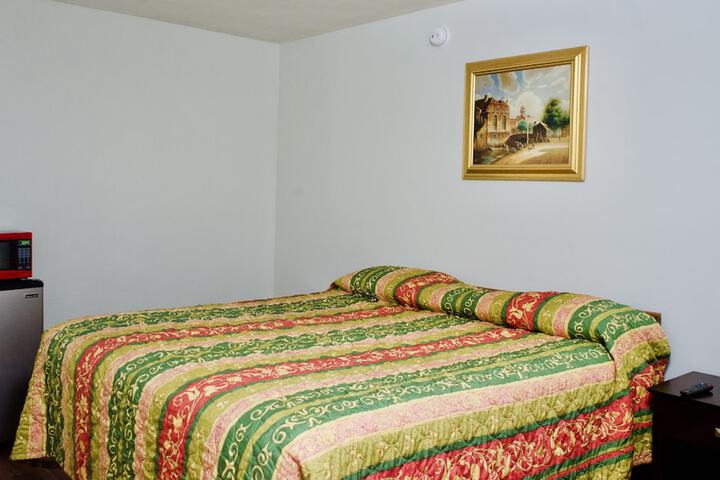 Deluxe Single Room (5 of 6)