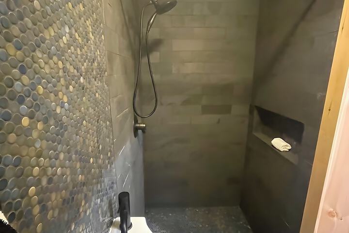 Room 60 of 89