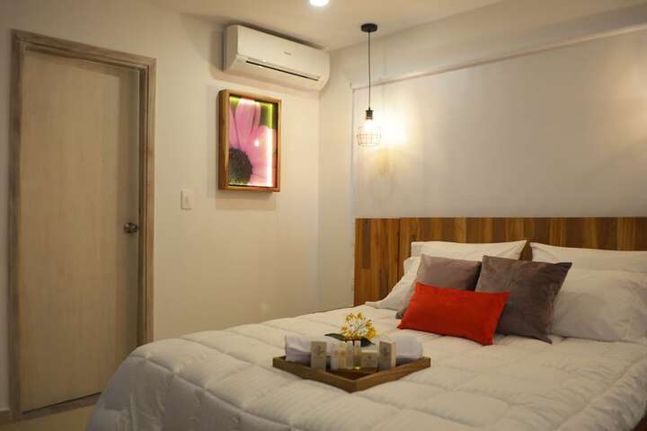 Room 25 of 42