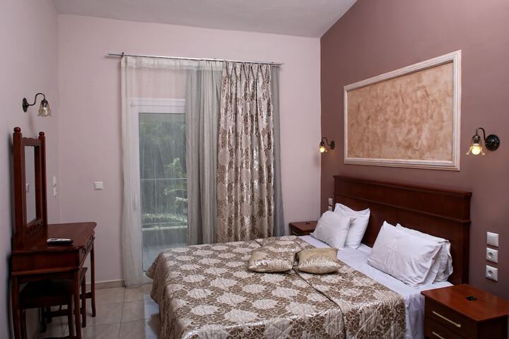 Room 19 of 85