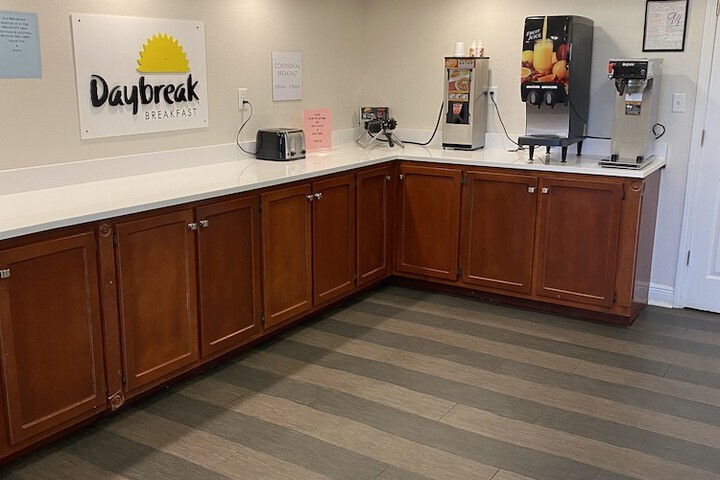 Breakfast area