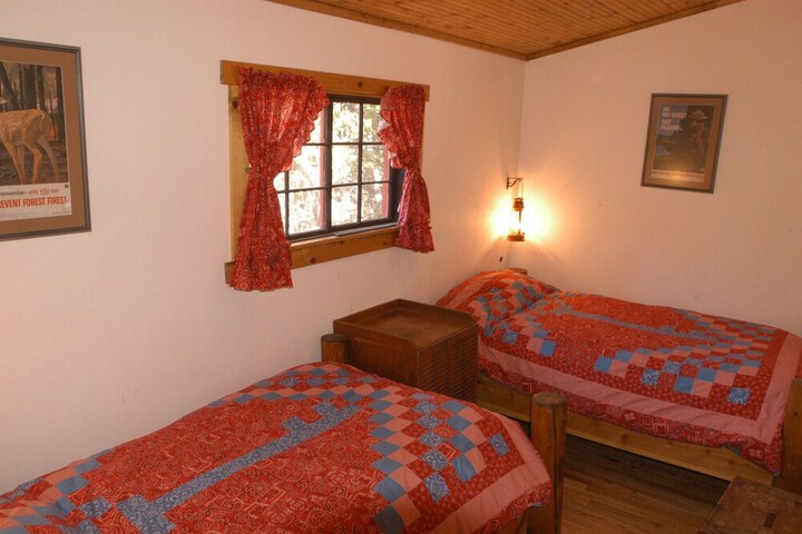 Room 17 of 40