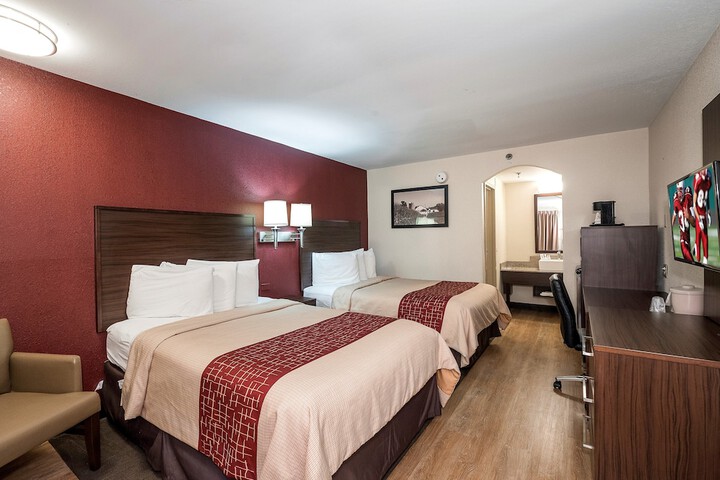 Deluxe 2 Double Beds (13 of 15)