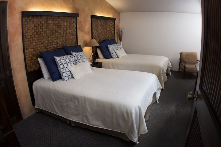 Room 10 of 57