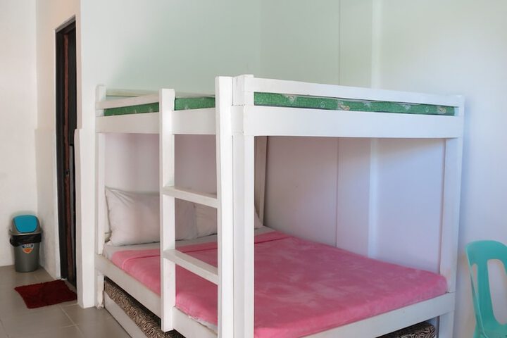 Room 3 of 24