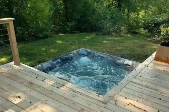Pool 11 of 19