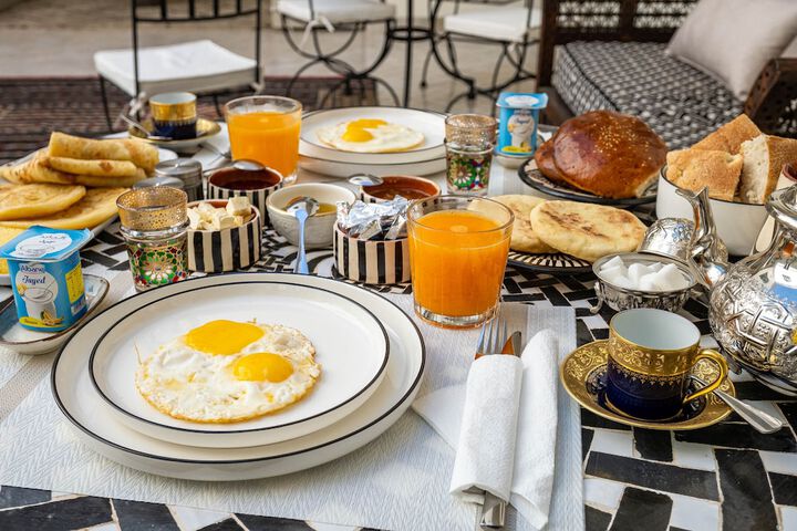 Breakfast/Coffee Service 58 of 71