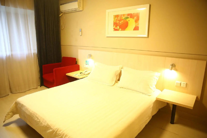 Room 7 of 22