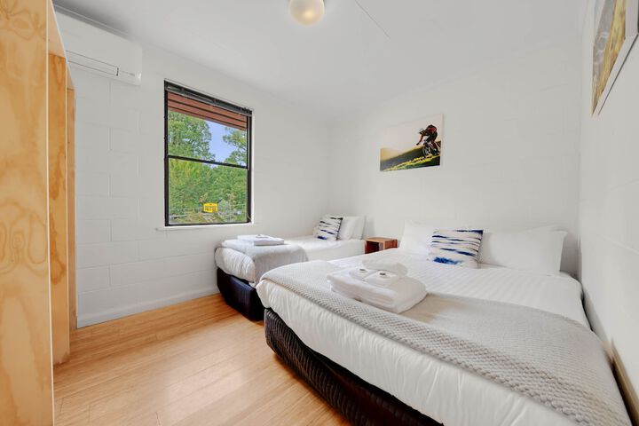 Room 11 of 46