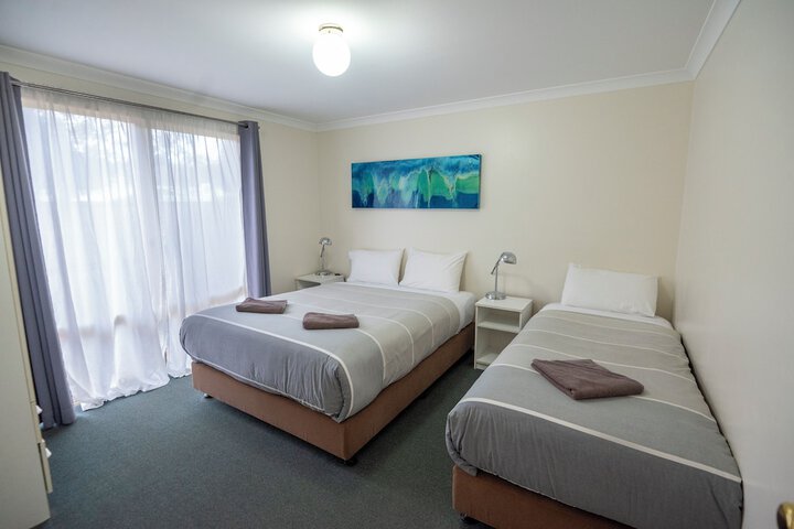 Room 15 of 63