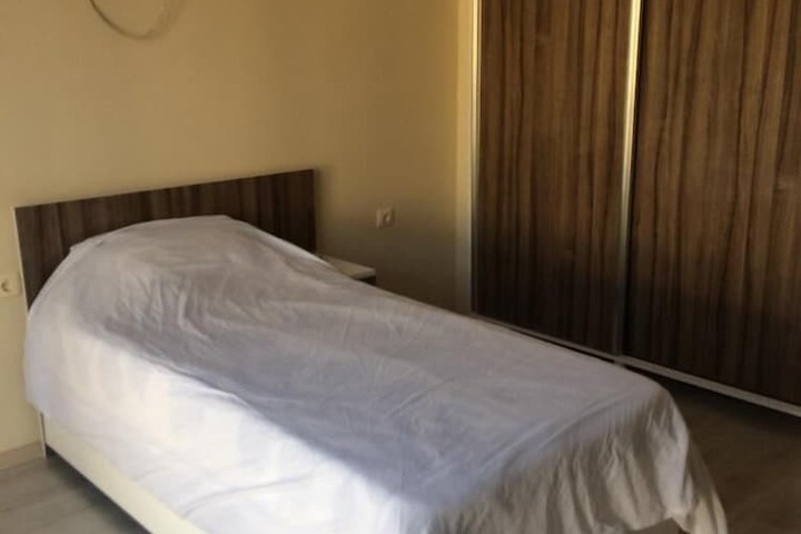 Room 5 of 19