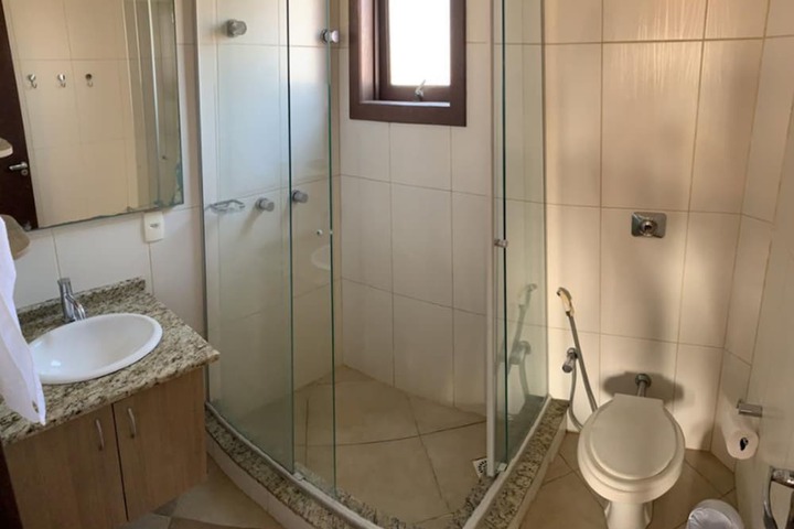 Room 8 of 60