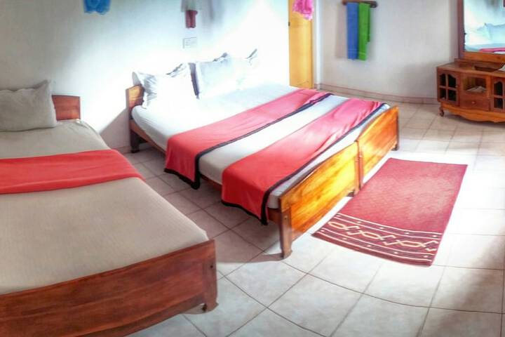 Room 5 of 29