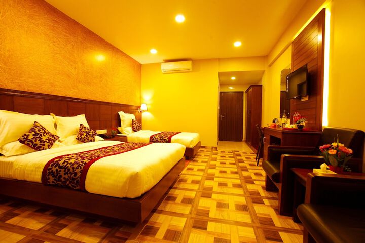 Room 14 of 82