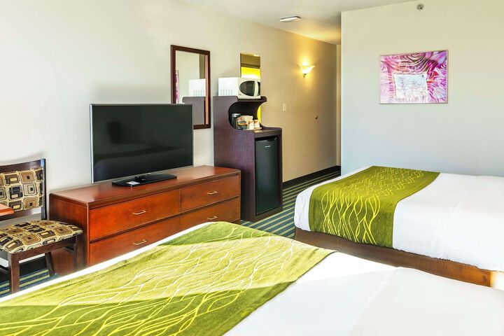 Room 9 of 35