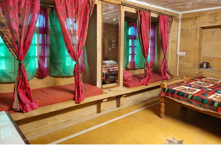 Room 2 of 8