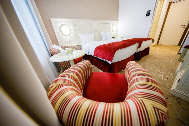 Room 18 of 62