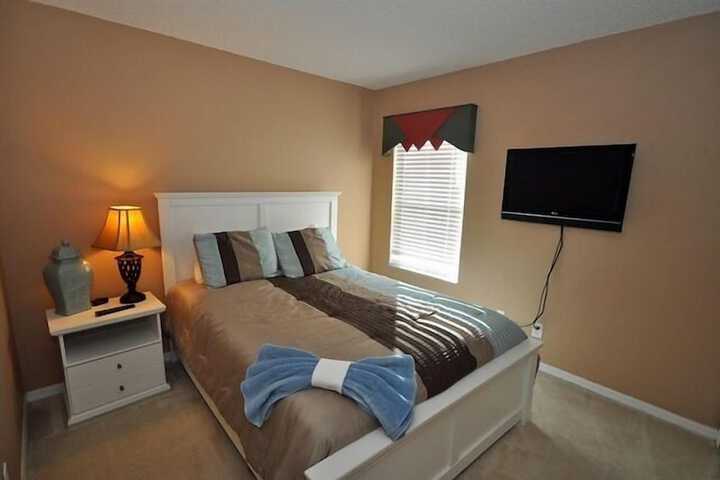Room 6 of 29