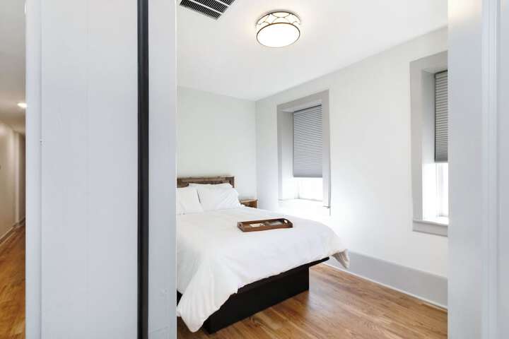 Room 6 of 14