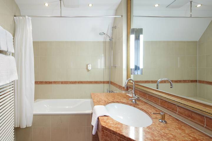 Bath Interior