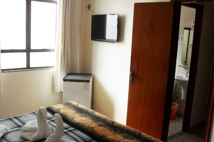 Room 13 of 47