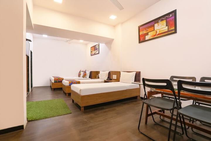 Room 9 of 23