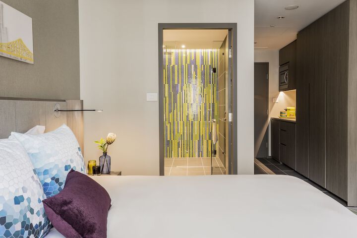 Room 5 of 42