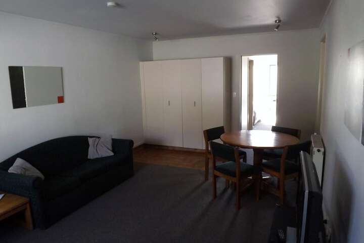 Room 30 of 48