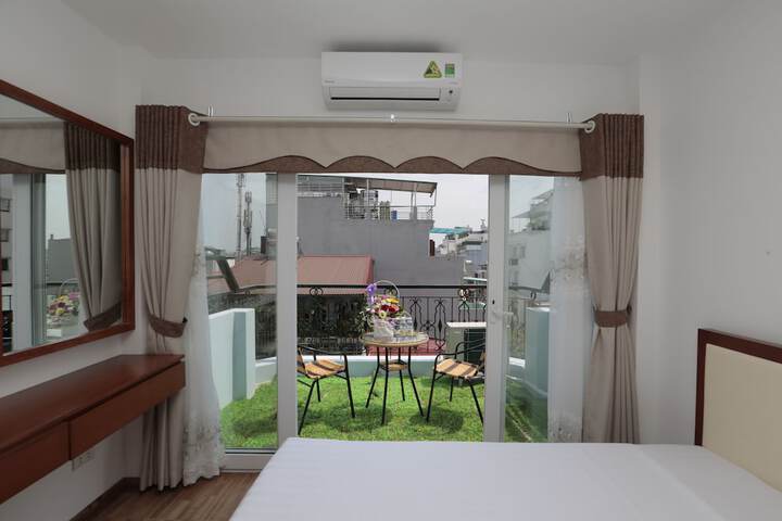 Room 14 of 61