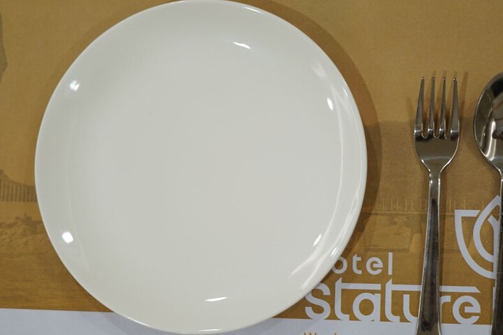 Dining 27 of 29