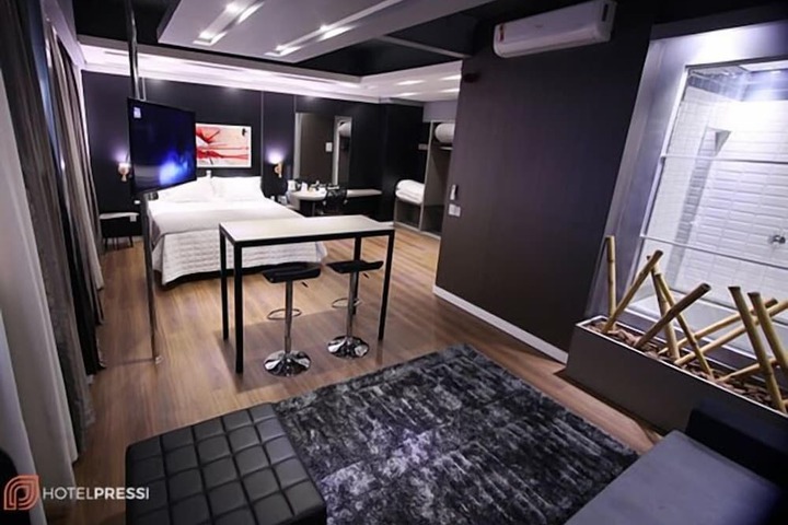 Room 19 of 55