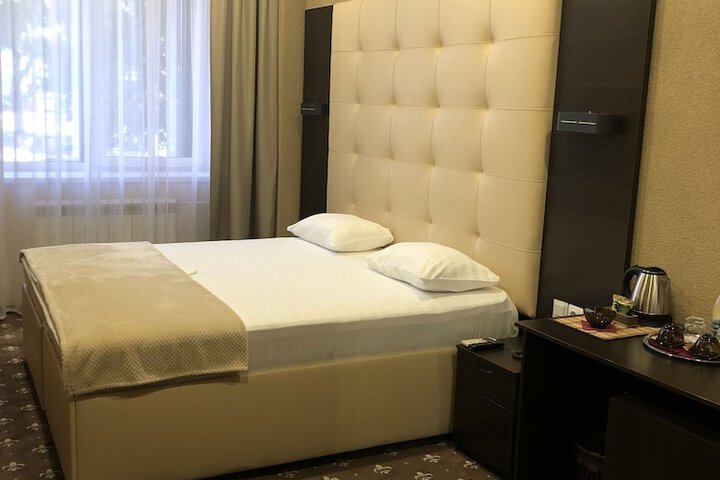 Room 21 of 82