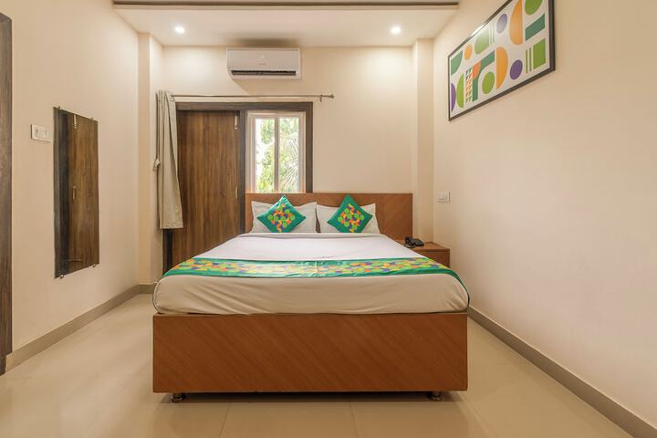 Room 17 of 43