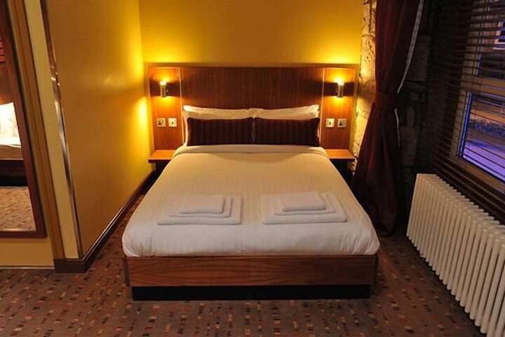 Room 20 of 46