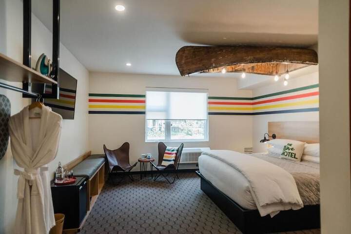 Room 17 of 39