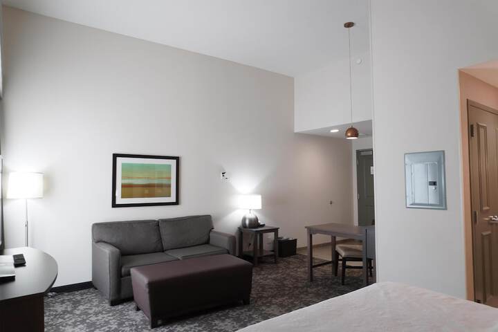 Room 25 of 44