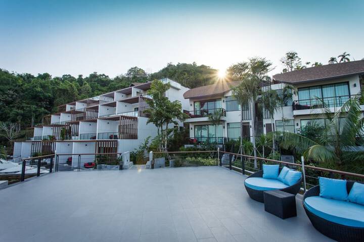Hotel 53 of 61