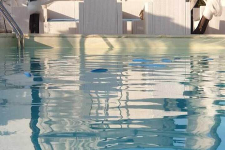 Hotel with Pool