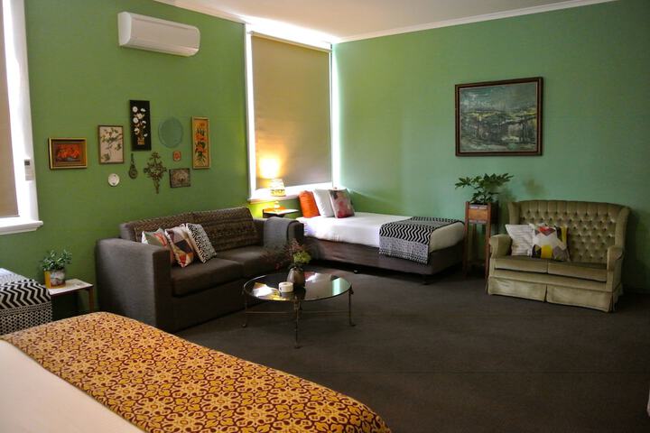 Room 17 of 69