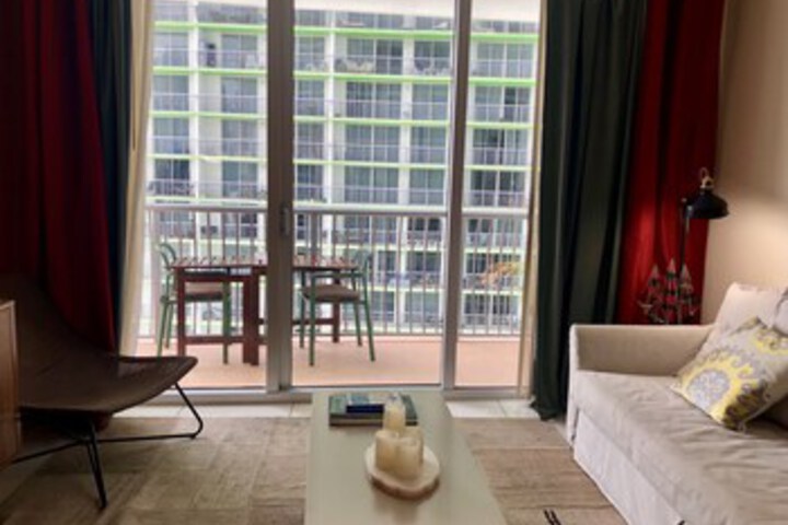 Room 196 of 263