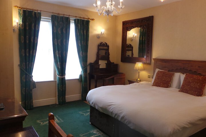 Room 7 of 53