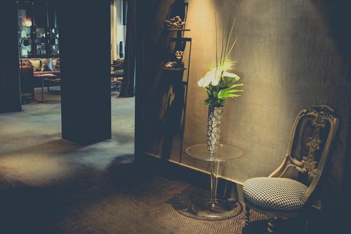 Entrance & Lobby