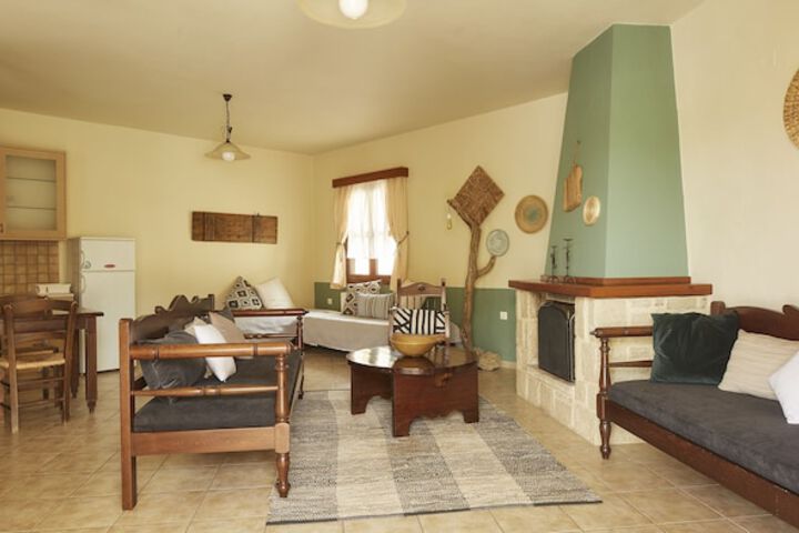 Room 5 of 50