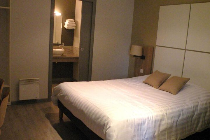Room 19 of 46