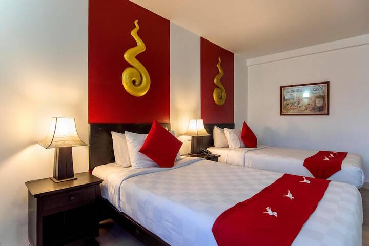 Room 10 of 27