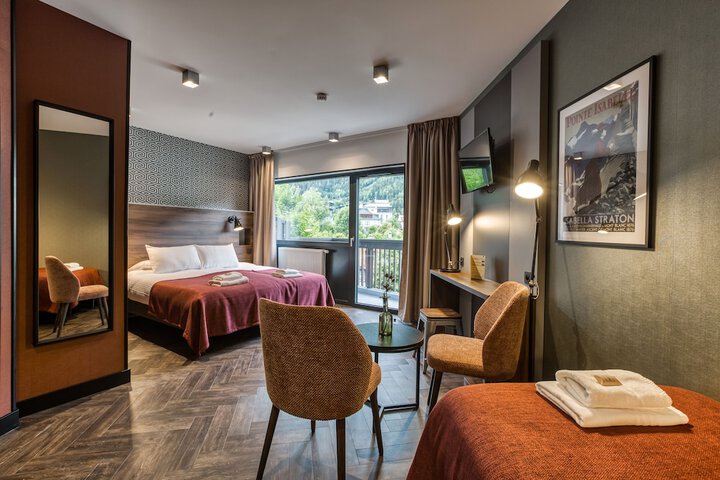 Room 28 of 191