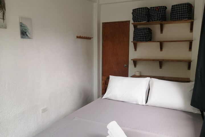 Room 56 of 102
