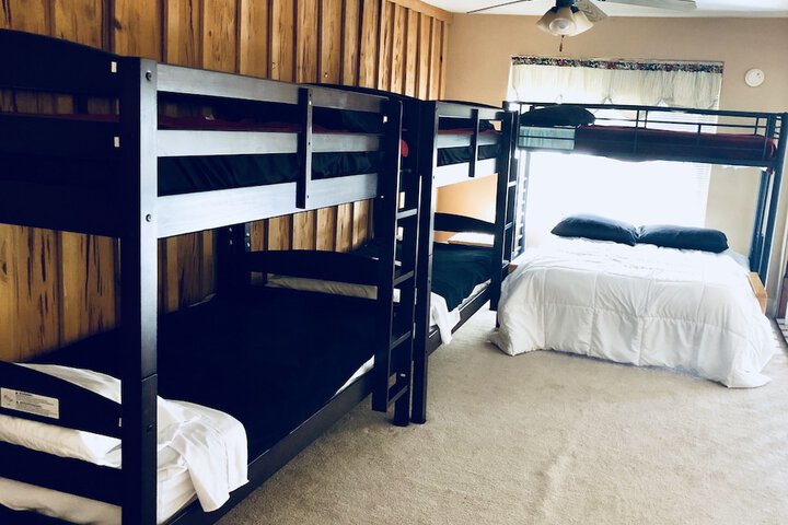 Room 2 of 16
